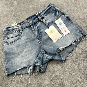 NEW 26, 2,‎ Women's Light Wash Cut Off Shorts Stitch Fix Cosmic Blue